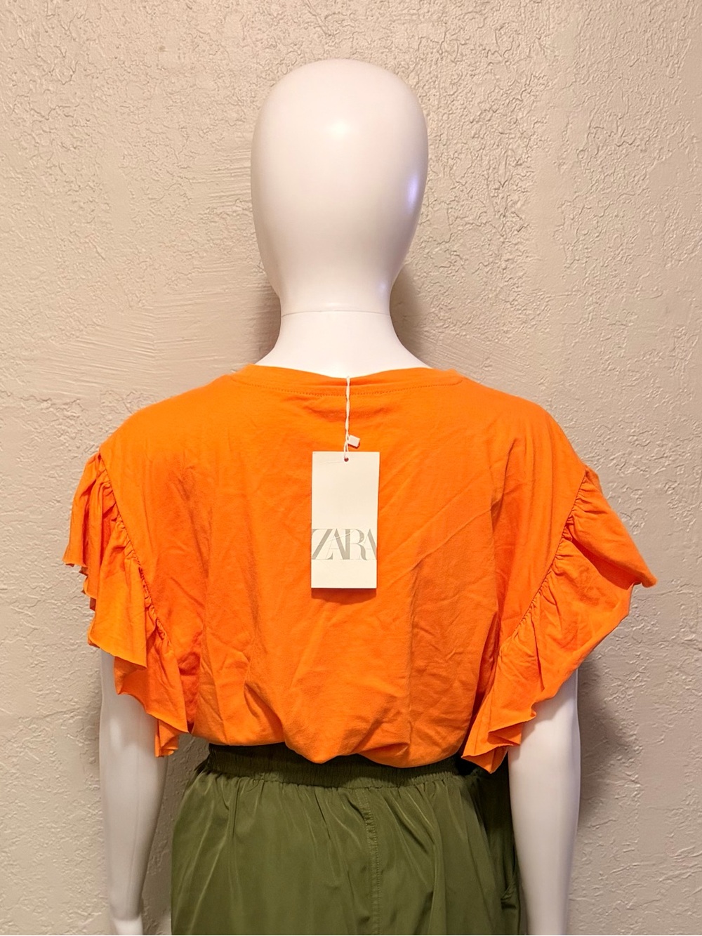 ZARA Orange Ruffle Sleeve Top (TOP ONLY) - Picture 3 of 4